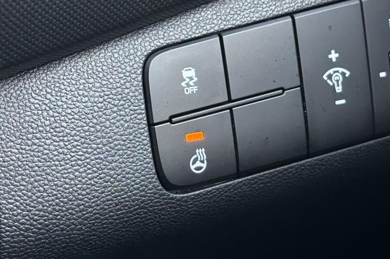 Used Hyundai i10 2019 for sale - 76519695: Photo 28