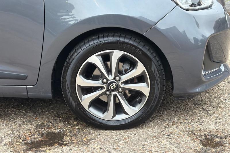 Used Hyundai i10 2019 for sale - 76519695: Photo 9