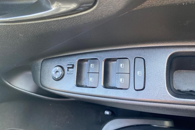 Used Hyundai i10 2021 for sale - 78001153: Photo 16