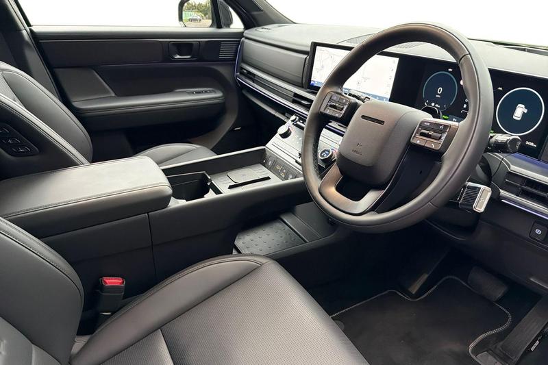 Used Hyundai Santa Fe 2025 for sale - 77036907: Photo 10