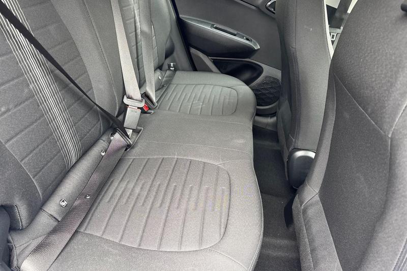 Used Hyundai i10 for sale - 76467662: Photo 23