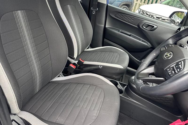 Used Hyundai i10 for sale - 76467662: Photo 25