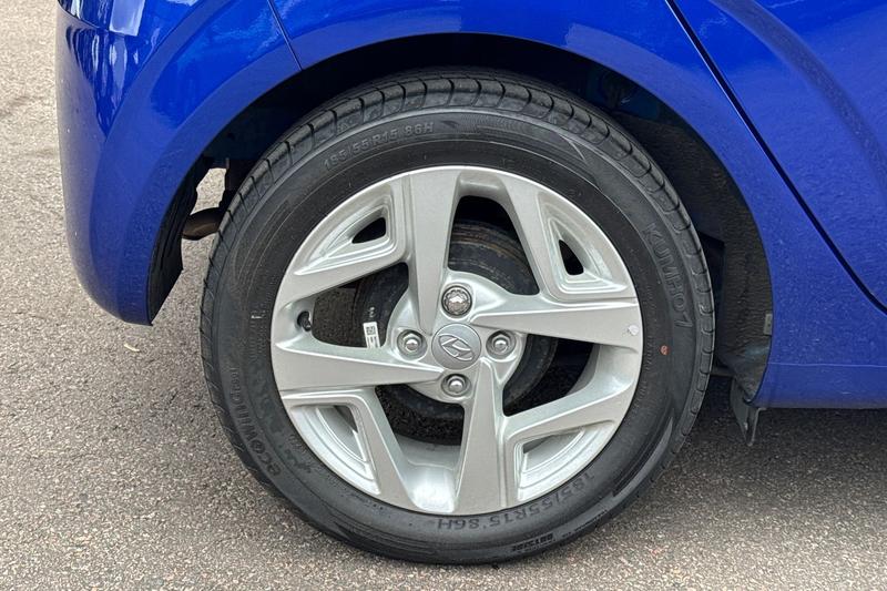 Used Hyundai i10 for sale - 76467662: Photo 9