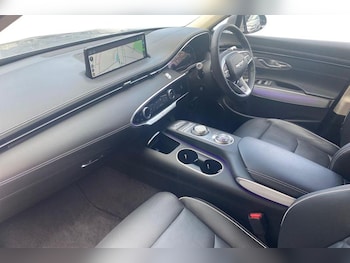 Used Genesis GV70 2024 for sale - 76703166: Photo