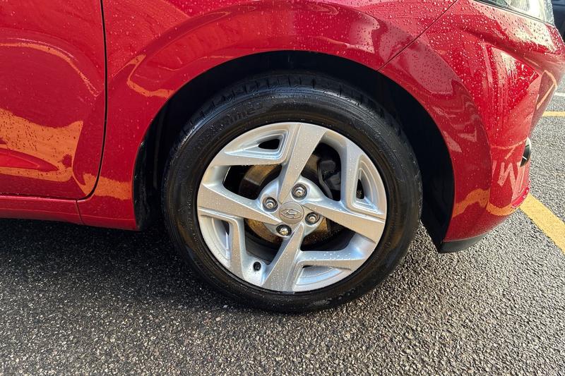 Used Hyundai i10 2022 for sale - 77435076: Photo 9