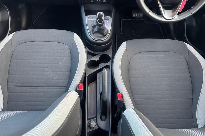 Used Hyundai i10 2025 for sale - 77848700: Photo 14