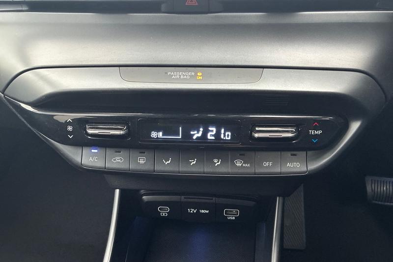 Used Hyundai i20 2024 for sale - 76563127: Photo 15