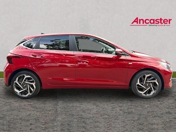 Used Hyundai i20 2023 for sale - 79617463: Photo