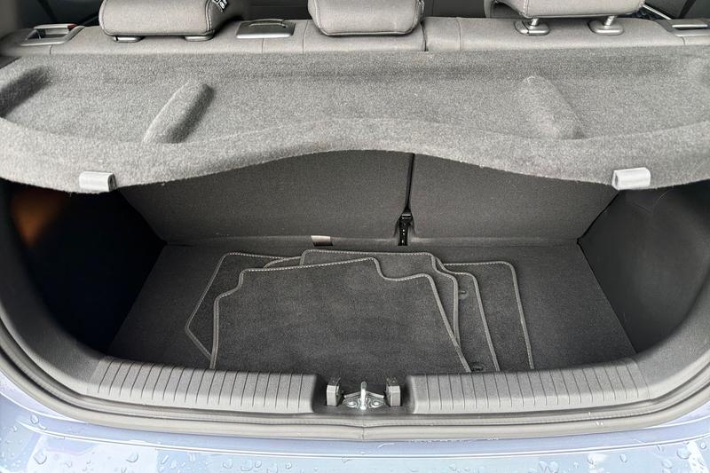 Used Hyundai i10 2024 for sale - 77493406: Photo 24