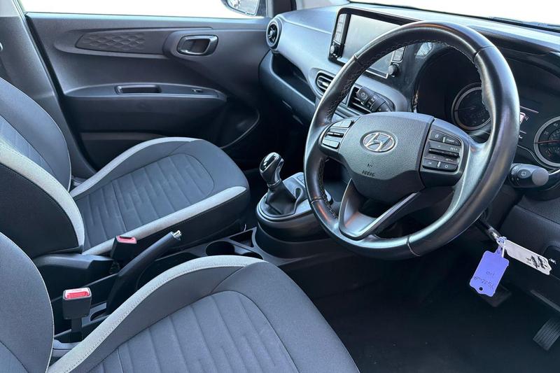 Used Hyundai i10 2022 for sale - 76710215: Photo 10