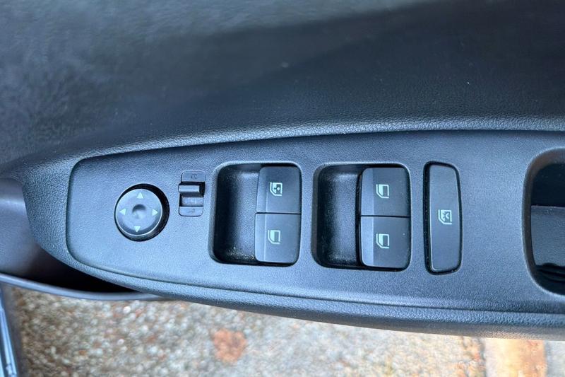 Used Hyundai i10 2022 for sale - 76710215: Photo 16