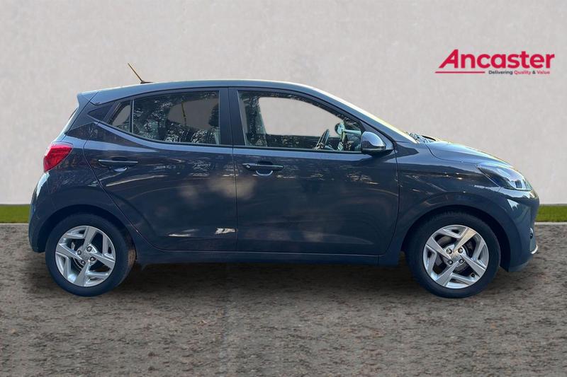 Used Hyundai i10 2022 for sale - 76710215: Photo 2