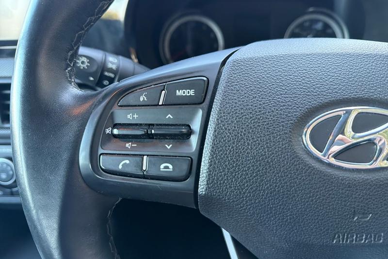 Used Hyundai i10 2022 for sale - 76710215: Photo 21