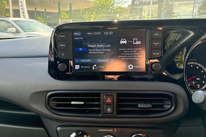 Used Hyundai i10 2021 for sale - 76557455: Photo 18