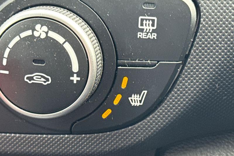 Used Hyundai i10 2019 for sale - 76172661: Photo 29