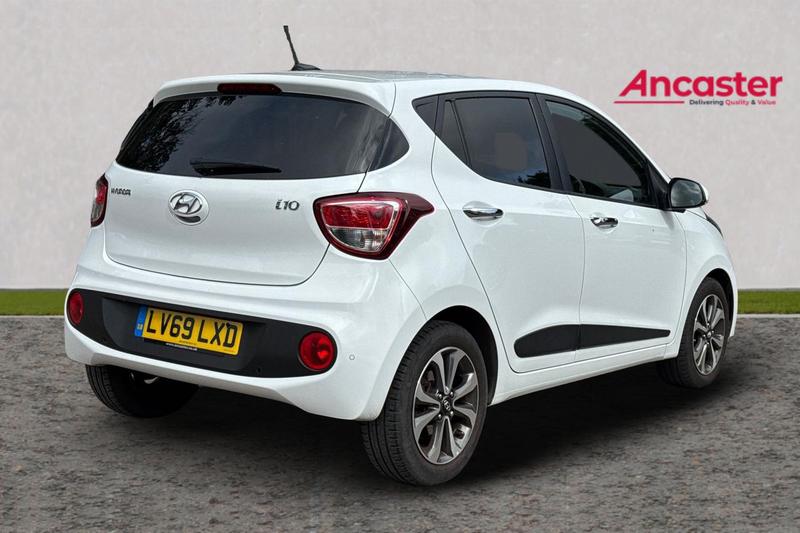 Used Hyundai i10 2019 for sale - 76172661: Photo 3
