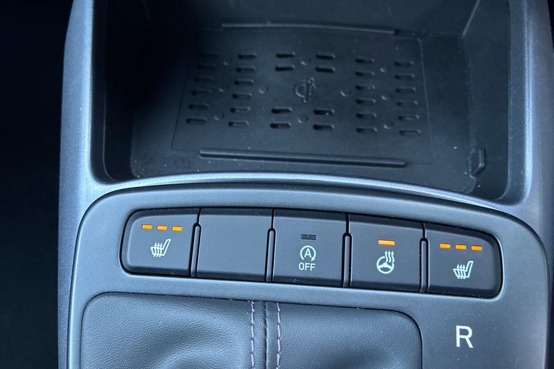 Used Hyundai i10 2024 for sale - 76458510: Photo 25