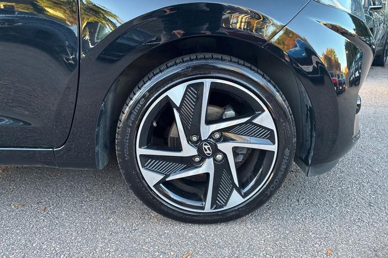 Used Hyundai i10 2024 for sale - 76458510: Photo 9