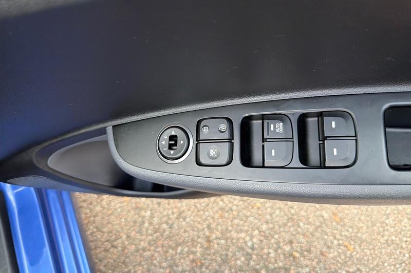 Used Hyundai i10 2019 for sale - 76631408: Photo 16