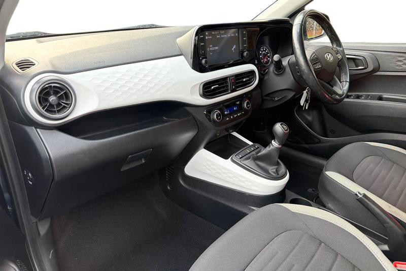 Used Hyundai i10 2022 for sale - 77025902: Photo 13