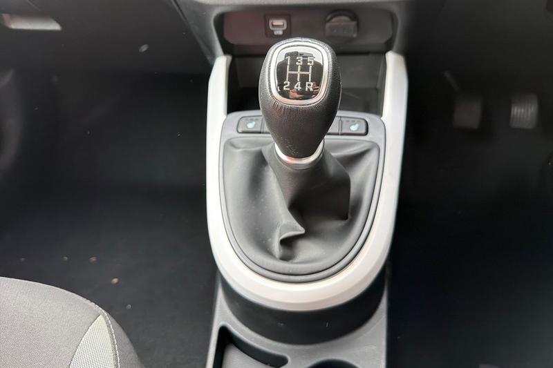 Used Hyundai i10 2022 for sale - 77025902: Photo 14