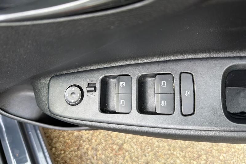 Used Hyundai i10 2022 for sale - 77025902: Photo 16