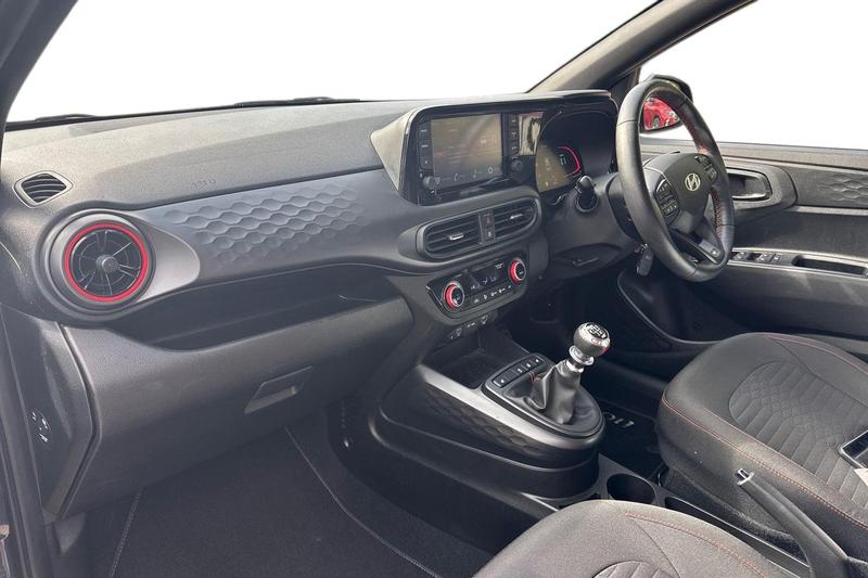 Used Hyundai i10 2023 for sale - 76038201: Photo 13