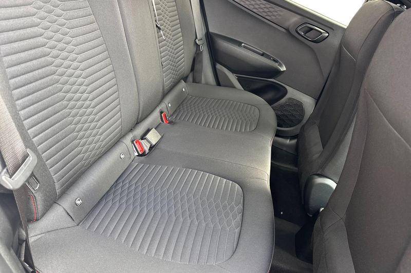 Used Hyundai i10 2023 for sale - 76038201: Photo 23