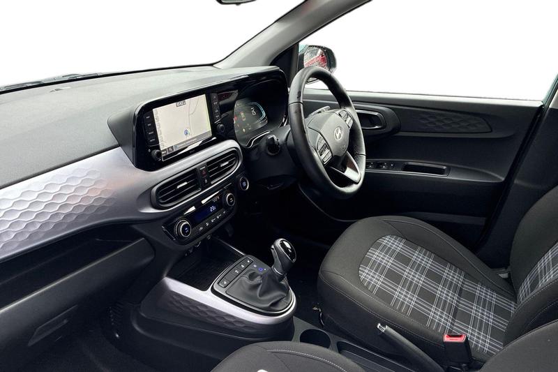 Used Hyundai i10 2024 for sale - 77326790: Photo 13