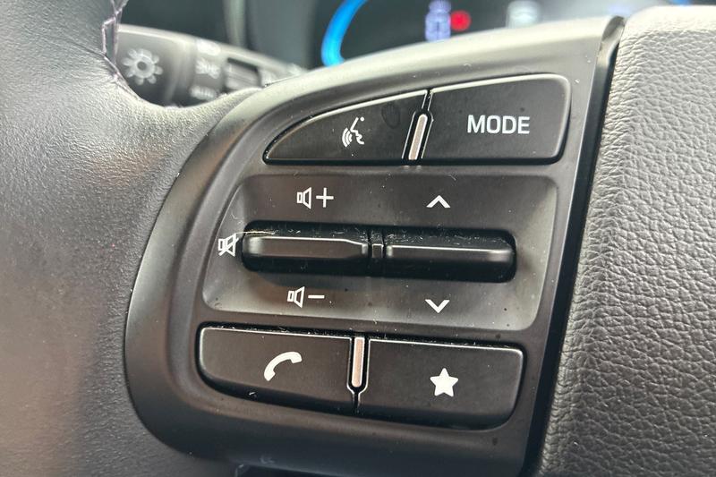 Used Hyundai i10 2024 for sale - 77326790: Photo 21