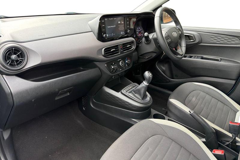 Used Hyundai i10 2020 for sale - 77367755: Photo 13