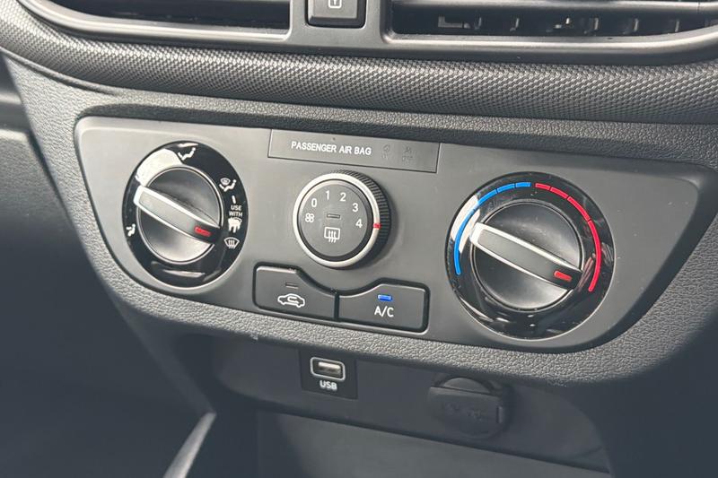 Used Hyundai i10 2020 for sale - 77367755: Photo 15