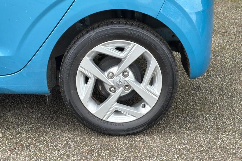 Used Hyundai i10 2020 for sale - 77367755: Photo 9