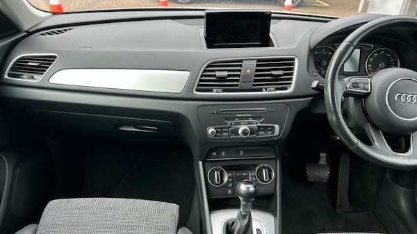 Used Audi Q3 2018 for sale - 76229192: Photo 13
