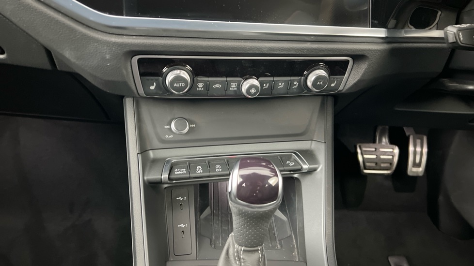 Used Audi Q3 2024 for sale - 76154679: Photo 16