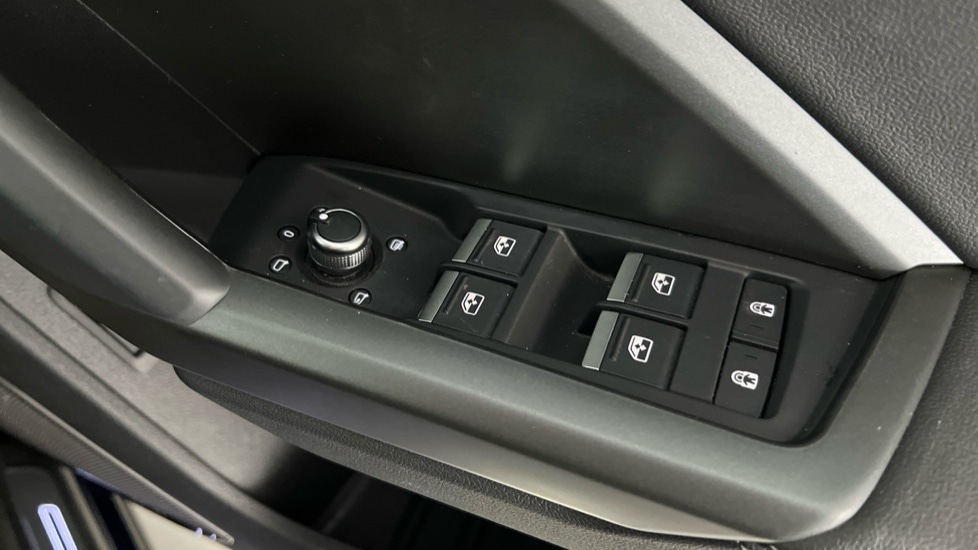 Used Audi Q3 2024 for sale - 76154679: Photo 27