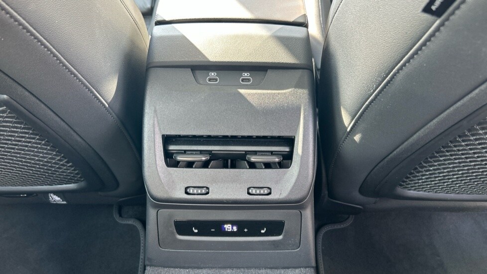 Vehicle 44