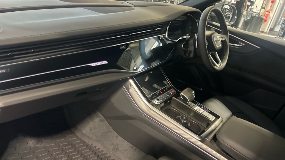 Used Audi RS Q8 2025 for sale - 76873672: Photo 2