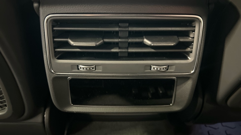 Used Audi RS Q8 2025 for sale - 76873672: Photo 37