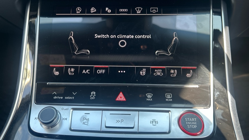 Used Audi RS Q8 2025 for sale - 76873672: Photo 39