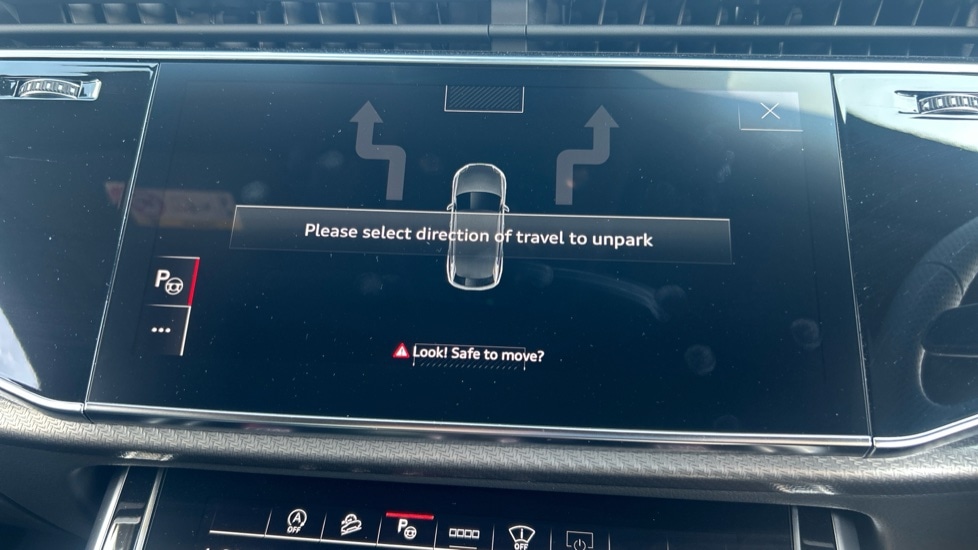 Used Audi RS Q8 2025 for sale - 76873672: Photo 56