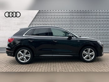 Used Audi Q3 2020 for sale - 76355158: Photo