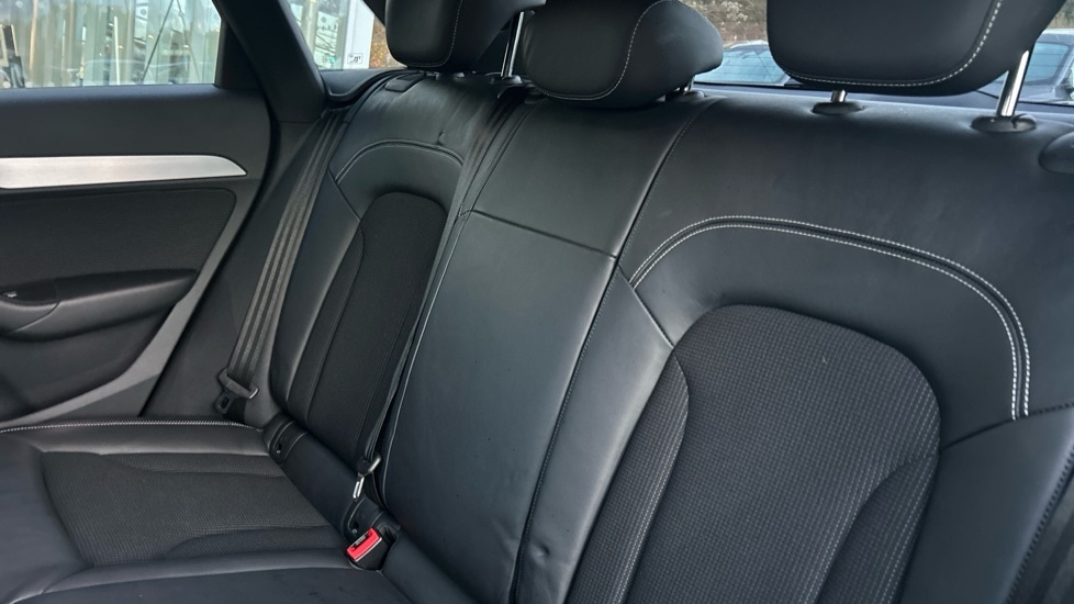 Used Audi Q3 2017 for sale - 76921645: Photo 15