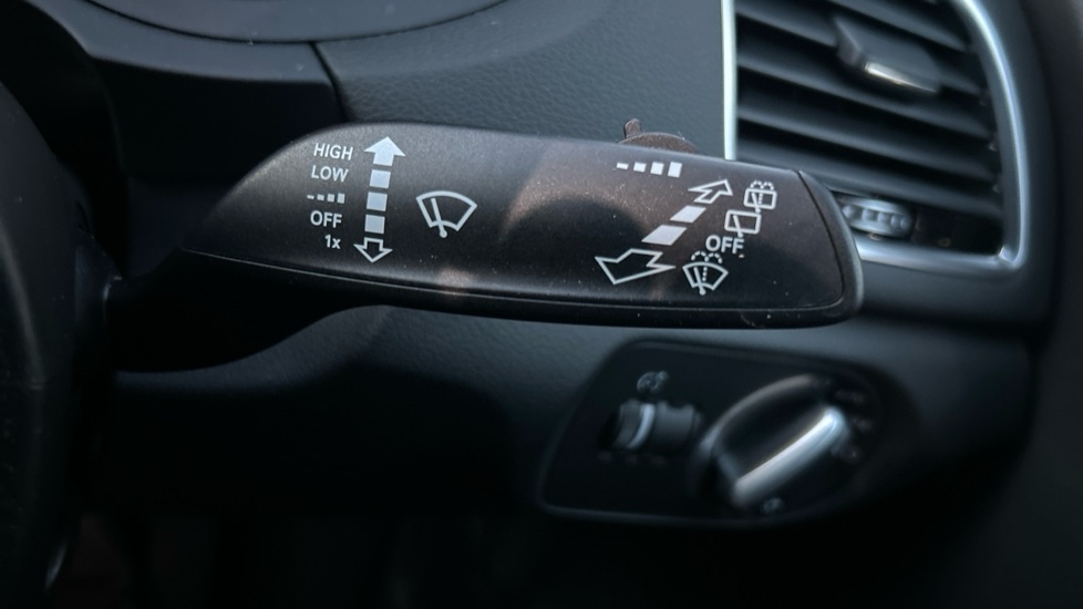 Used Audi Q3 2017 for sale - 76921645: Photo 31