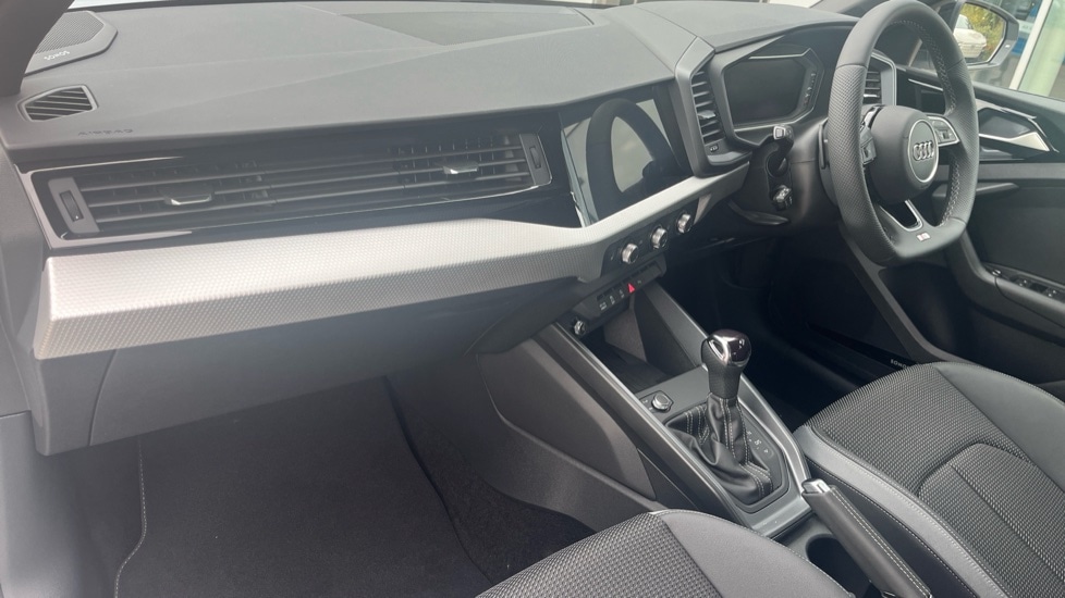 Used Audi A1 2025 for sale - 76415281: Photo 2