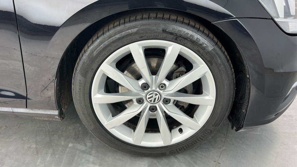 Used Volkswagen Golf 2017 for sale - 76709609: Photo 20