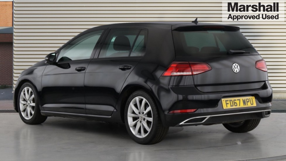 Used Volkswagen Golf 2017 for sale - 76709609: Photo 5