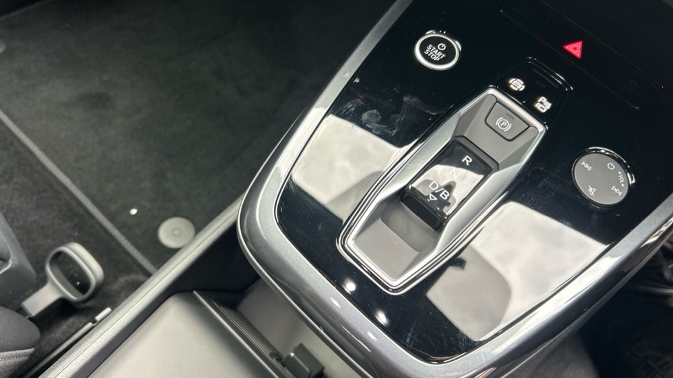 Used Audi Q4 e-tron 2025 for sale - 76519328: Photo 19