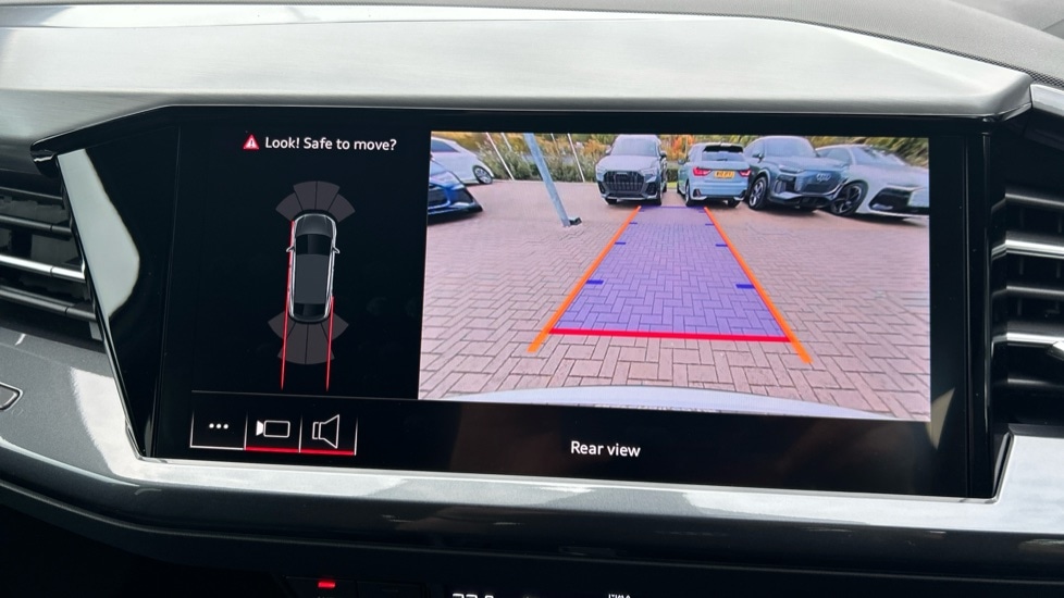 Used Audi Q4 e-tron 2025 for sale - 76519328: Photo 36