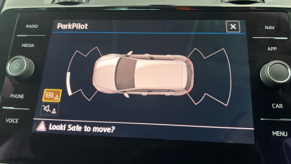 Used Volkswagen Golf 2017 for sale - 76523519: Photo 43